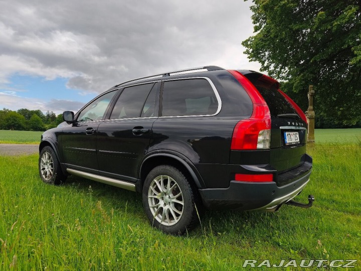 Volvo XC90 2,4 D5 120 kW, AWD, 7-m 2011