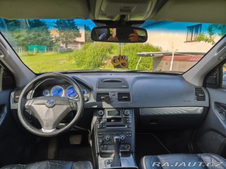Volvo XC90 2,4 D5 120 kW, AWD, 7-m 2011