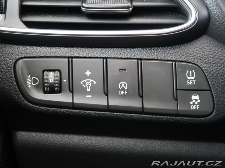 Hyundai i30 1.0T-GDI,88KW,Manuál,CZ,1 2021