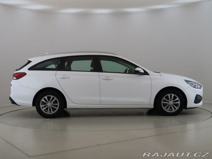 Hyundai i30 1.0T-GDI,88KW,Manuál,CZ,1 2021