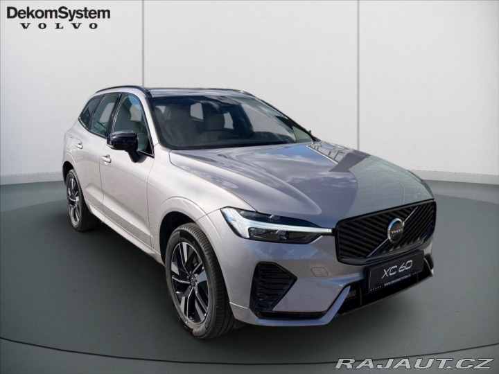 Volvo XC60 2,0 XC60 B5 Plus Dark 433 2026