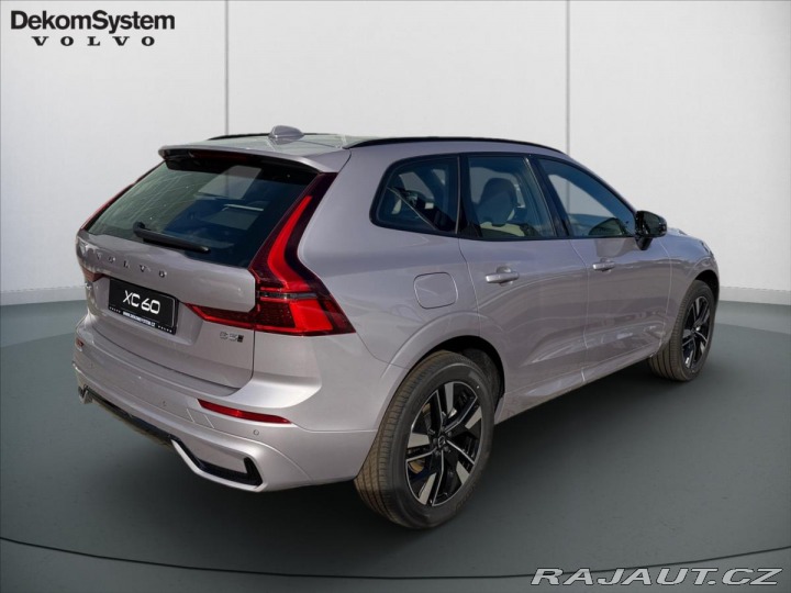 Volvo XC60 2,0 XC60 B5 Plus Dark 433 2026