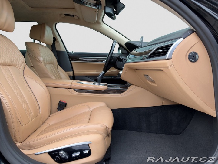 BMW 7 740i 2016