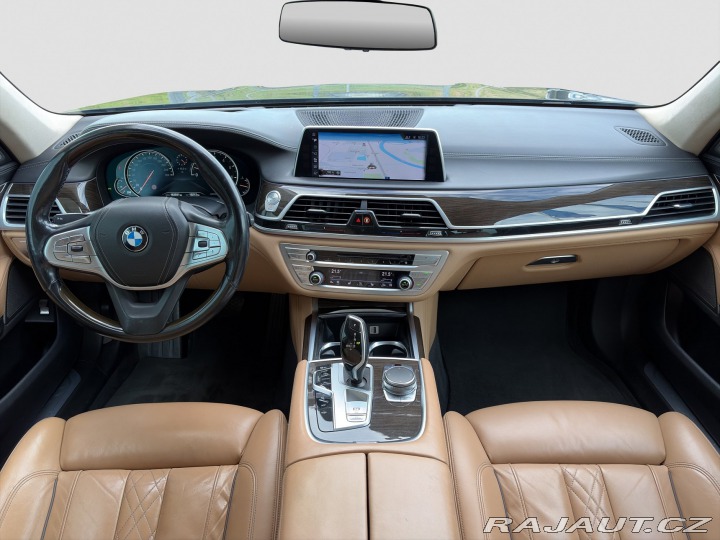 BMW 7 740i 2016
