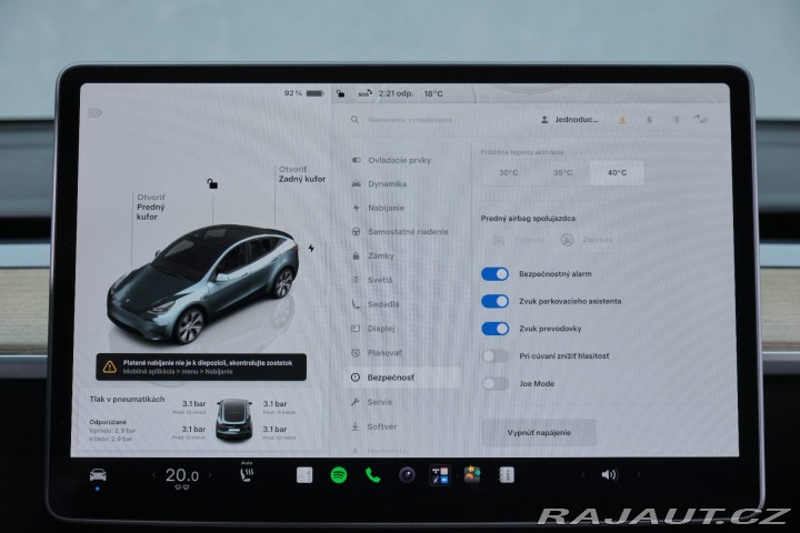 Tesla Model Y Dual Motor Long-Range 2023