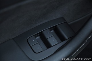 Tesla Model Y Dual Motor Long-Range 2023