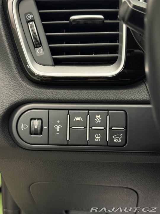 Kia XCeed 1,5TGDI 118 GOLD AT 2023