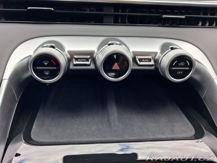 Omoda 9 Premium 1.5TGDI PHEV AWD 2026