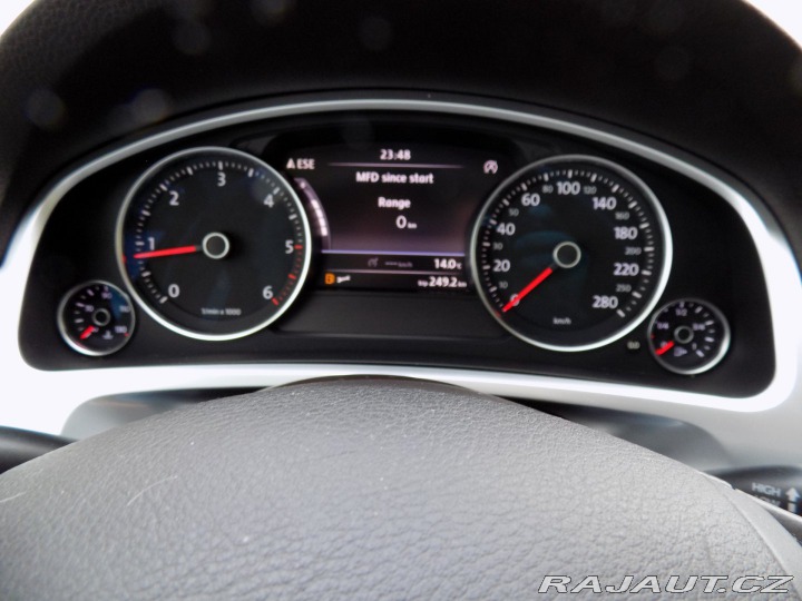 Volkswagen Touareg 3.0TDI/4x4/Chl.sedačky/LE 2010