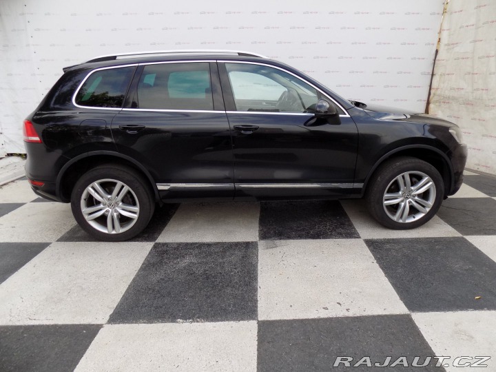 Volkswagen Touareg 3.0TDI/4x4/Chl.sedačky/LE 2010