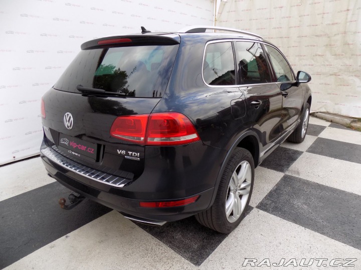Volkswagen Touareg 3.0TDI/4x4/Chl.sedačky/LE 2010