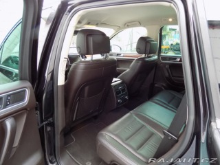 Volkswagen Touareg 3.0TDI/4x4/Chl.sedačky/LE 2010