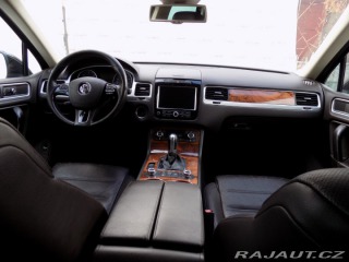 Volkswagen Touareg 3.0TDI/4x4/Chl.sedačky/LE 2010