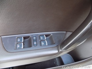 Volkswagen Touareg 3.0TDI/4x4/Chl.sedačky/LE 2010