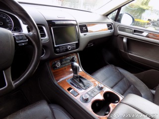 Volkswagen Touareg 3.0TDI/4x4/Chl.sedačky/LE 2010
