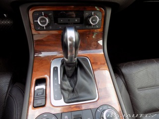 Volkswagen Touareg 3.0TDI/4x4/Chl.sedačky/LE 2010