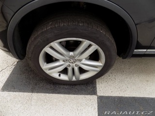 Volkswagen Touareg 3.0TDI/4x4/Chl.sedačky/LE 2010