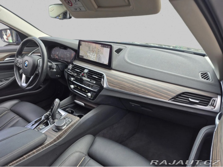 BMW 5 530d xDrive AT Touring 21 2022