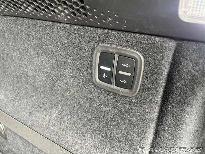 Porsche Macan 4s 2025