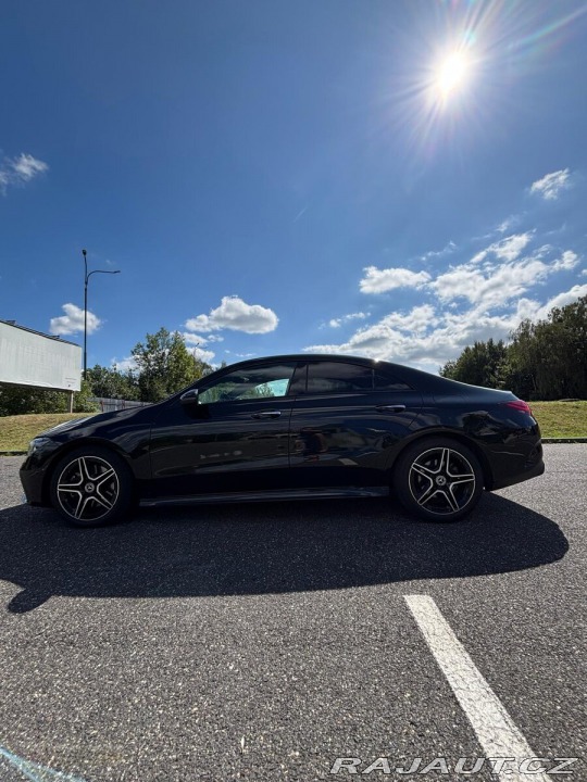 Mercedes-Benz CLA 200 (AMG Packet,Panorama) 2024