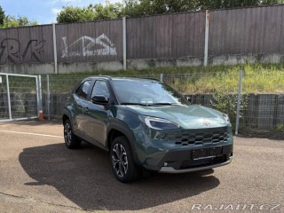 Toyota Yaris Cross Style skladový vůz+ zimní 1800