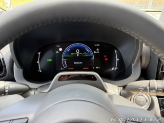 Toyota Yaris Cross Style skladový vůz+ zimní 1800