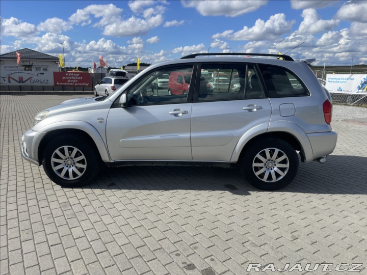 Toyota RAV4 2,0 D-4D 85kw Klima 4x4 p 2003