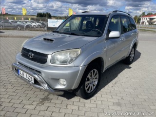 Toyota RAV4 2,0 D-4D 85kw Klima 4x4 p 2003