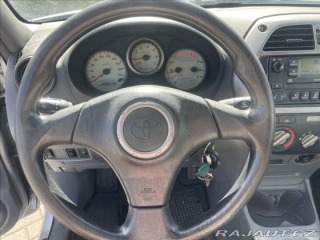 Toyota RAV4 2,0 D-4D 85kw Klima 4x4 p 2003