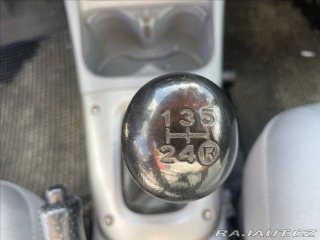 Toyota RAV4 2,0 D-4D 85kw Klima 4x4 p 2003