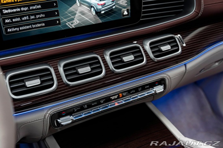 Mercedes-Benz GLS Maybach 2023