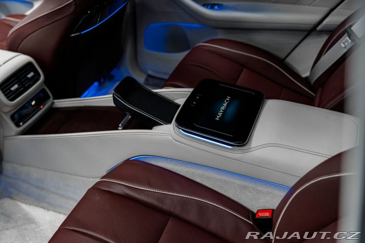 Mercedes-Benz GLS Maybach 2023