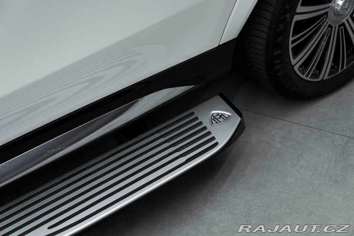 Mercedes-Benz GLS Maybach 2023