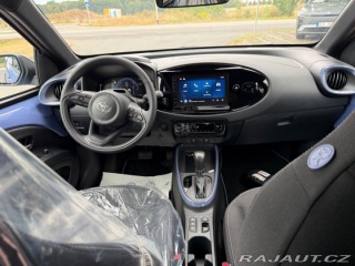 Toyota Aygo 1.5HEV Style Smart 1800