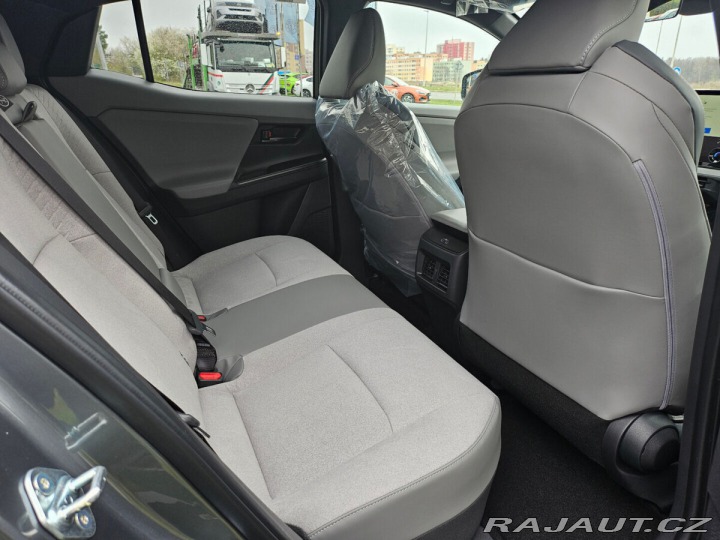Toyota C-HR Executive VIP 4x4 1800