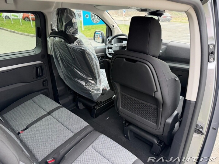 Toyota ProAce Verso L1 2.2D MAN6 Business Com 1800