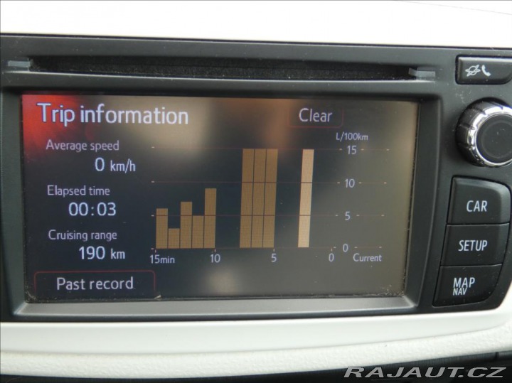 Toyota Yaris 1,3 1.33 VVT-i Trend,ČR,k 2013