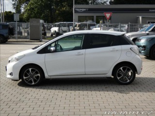 Toyota Yaris 1,3 1.33 VVT-i Trend,ČR,k 2013