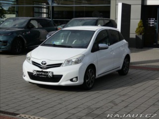 Toyota Yaris 1,3 1.33 VVT-i Trend,ČR,k 2013