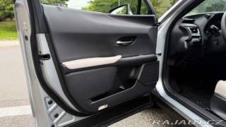 Lexus Ostatní modely UX 300h 300H 2,0 HEV F SPORT DESI 2025
