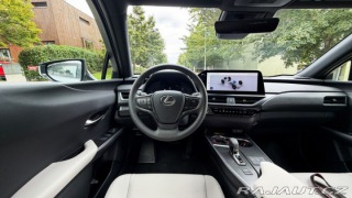 Lexus Ostatní modely UX 300h 300H 2,0 HEV F SPORT DESI 2025