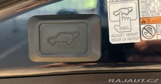 Toyota RAV4 SELECTION 4x4 e-CVT 2017
