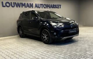 Toyota RAV4 SELECTION 4x4 e-CVT 2017