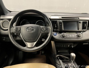 Toyota RAV4 SELECTION 4x4 e-CVT 2017