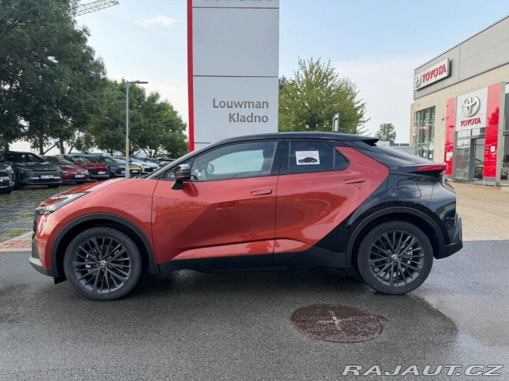 Toyota C-HR 2.0 PHEV Tokio edition 2024