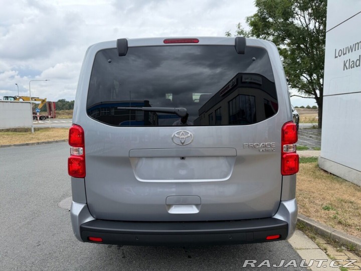 Toyota ProAce Verso L2 2.2D 6st MAN Family Ex 1800