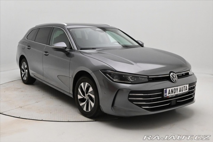 Volkswagen Passat 2,0 TDI 110 kW DSG Busine 2024