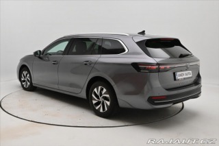 Volkswagen Passat 2,0 TDI 110 kW DSG Busine 2024