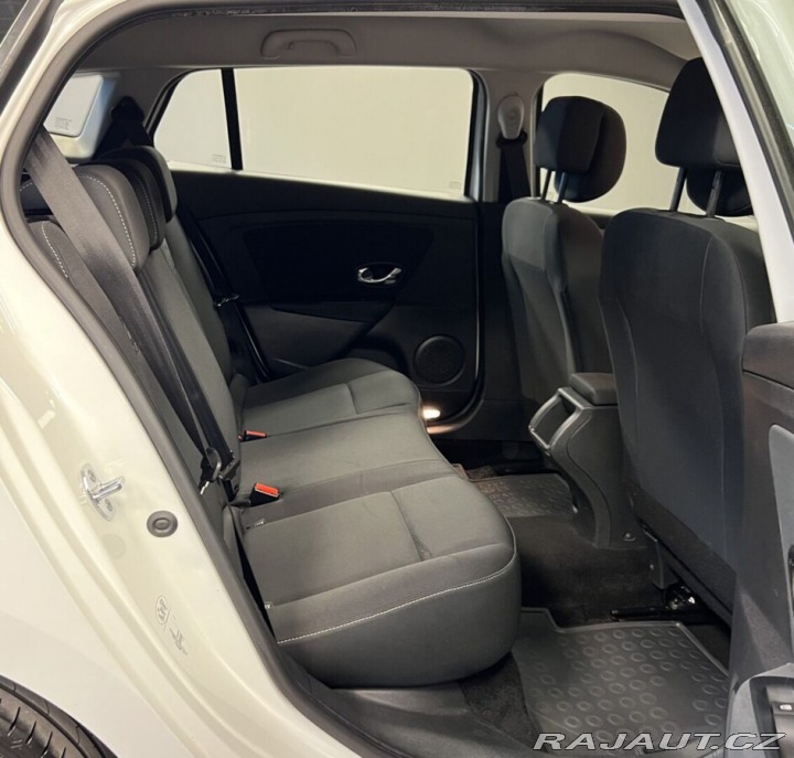 Renault Mégane 16V DYNAMIQUE 2012