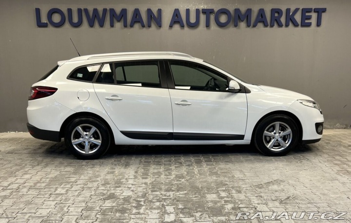Renault Mégane 16V DYNAMIQUE 2012